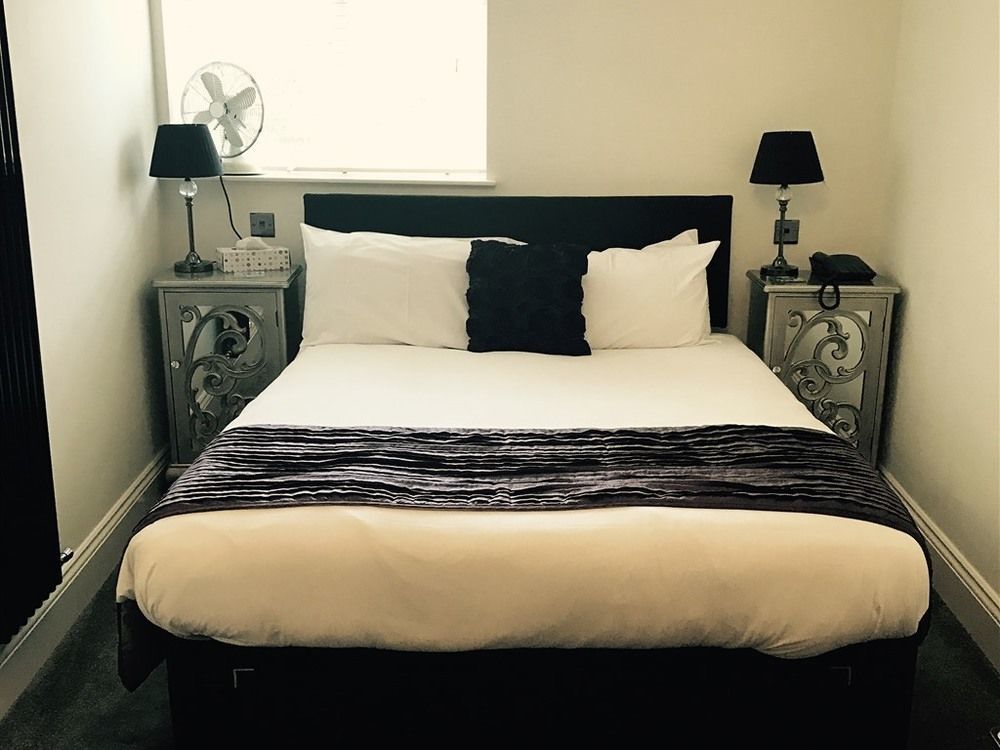 The Ship Leopard Hotel - No Children (Adults Only) Portsmouth Luaran gambar