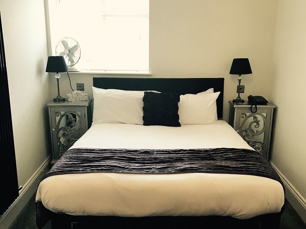 The Ship Leopard Hotel - No Children (Adults Only) Portsmouth Luaran gambar