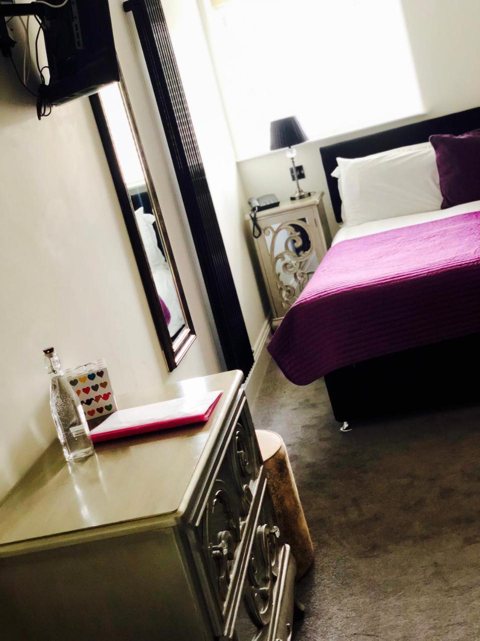 The Ship Leopard Hotel - No Children (Adults Only) Portsmouth Luaran gambar